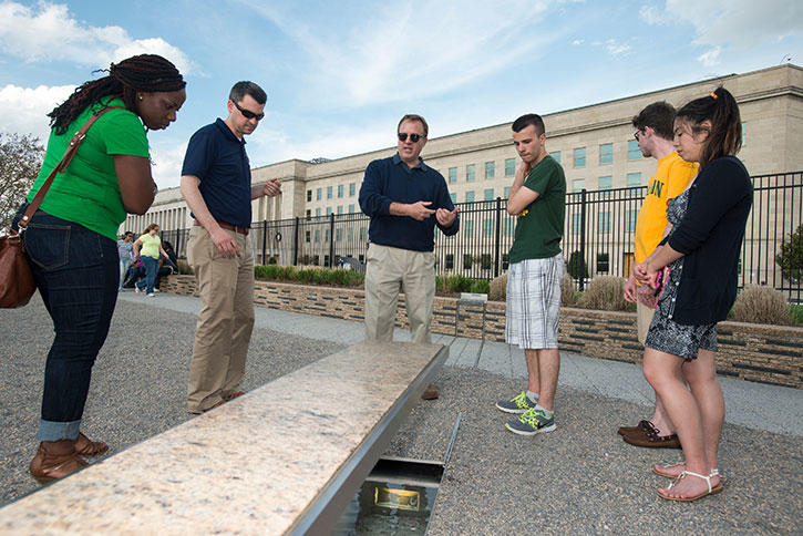 Teacher and students visit Pentagon memorial site